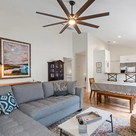 Castile Oasis - Minutes To Beaches & State Park Villa